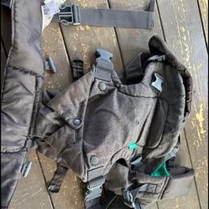 Infantino 4-in-1 Carrier